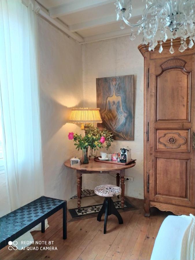 Suite Dans Une Echoppe Begles Bagian luar foto
