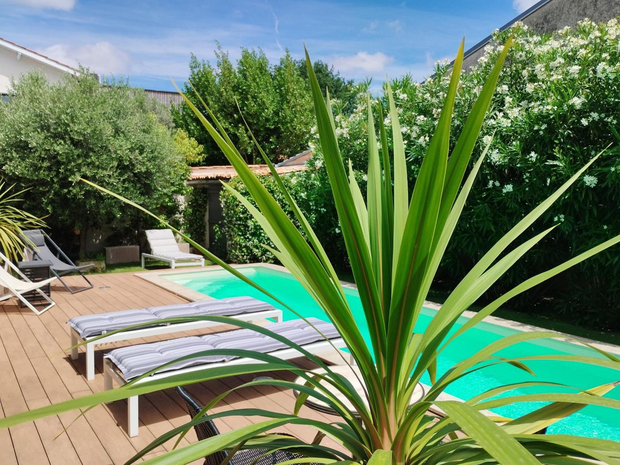 Suite Dans Une Echoppe Begles Bagian luar foto